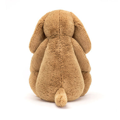 Chiot timide au caramel