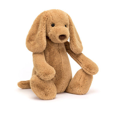 Chiot timide au caramel