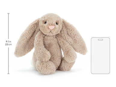 Lapin beige timide