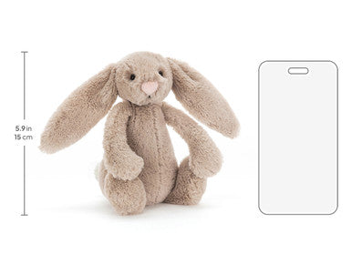 Lapin beige timide