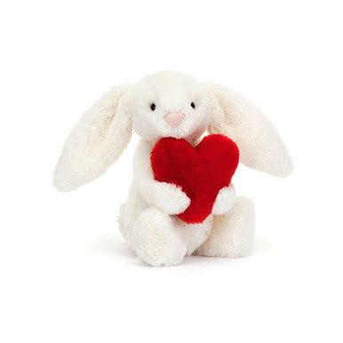 Lapin timide coeur d'amour rouge