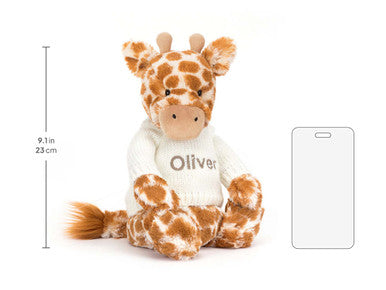 Girafe timide avec pull crème personnalisé