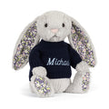 Blossom Silver Bunny 'Bloom' avec pull bleu marine personnalisé