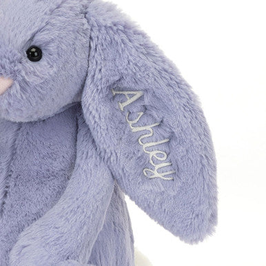 Taille moyenne personnalisée de lapin alto timide