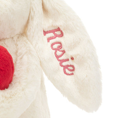Lapin de coeur d'amour rouge timide personnalisé moyen